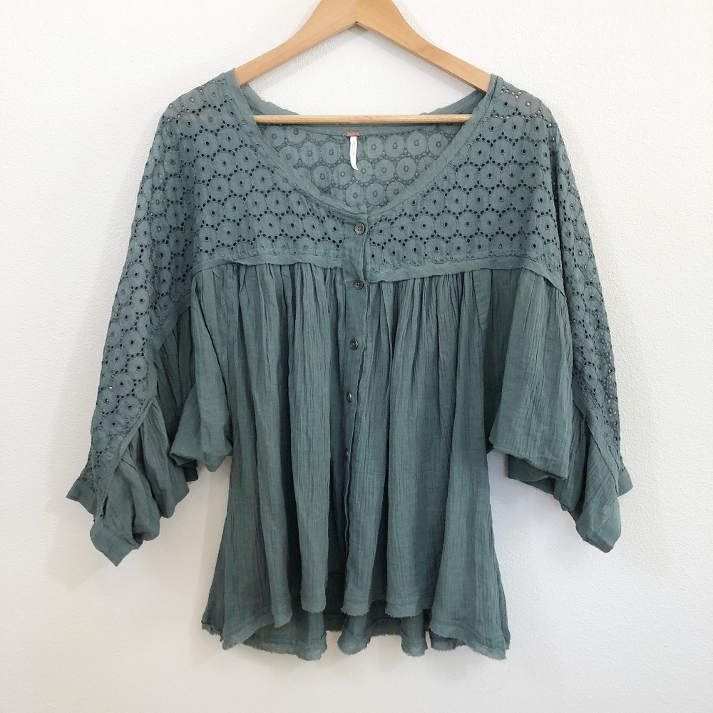 Free People Green Eyelet Peasant Top Size Small